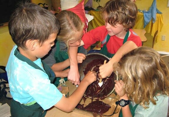 children making raw fudge recipe