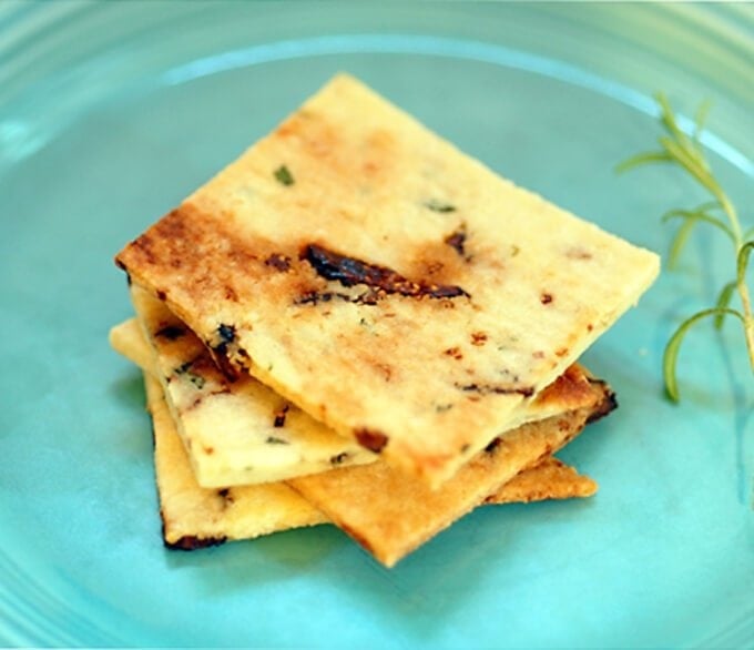 rosemary fig crackers