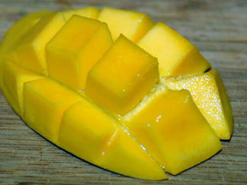 how to slice a mango