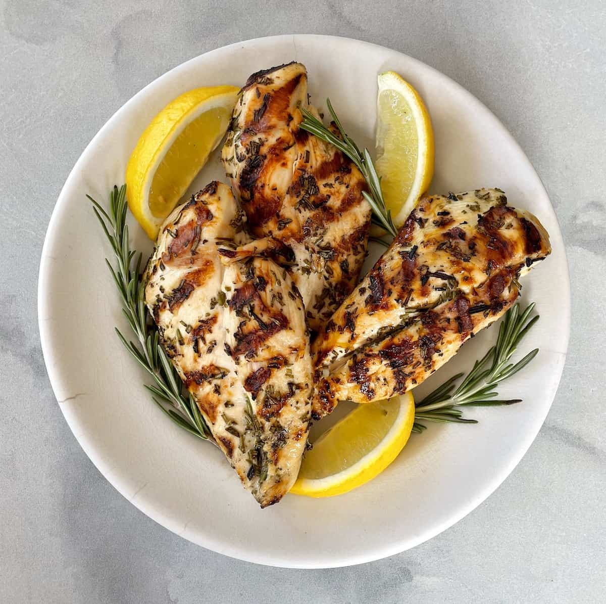 Rosemary Lemon Hen Simple Dinner Recipe BestAiLife Com   Rosemary Lemon Chicken 