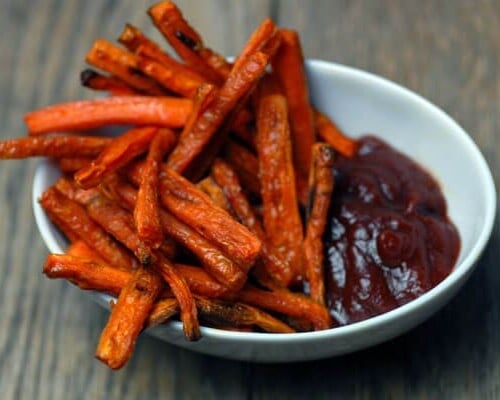 https://elanaspantry.com/wp-content/uploads/2010/10/carrot-fries-oven-roasted-bowl-ketchup-DSC_808211-500x400.jpg