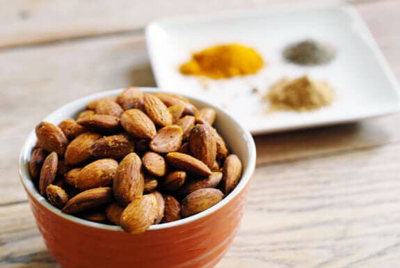 paleo curried almonds