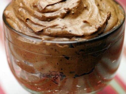 mocha mousse