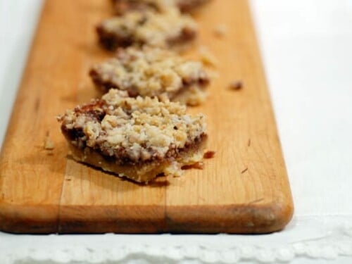 Raspberry Streusel Bars