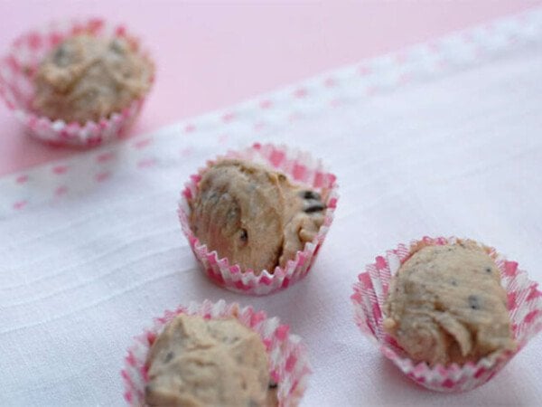 Bombas de gordura com chips de menta