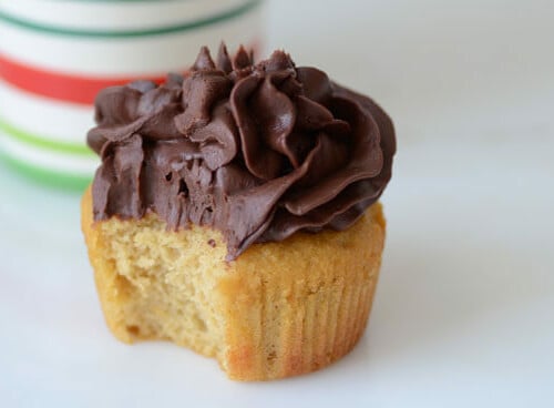 Paleo Vanilla Cupcakes