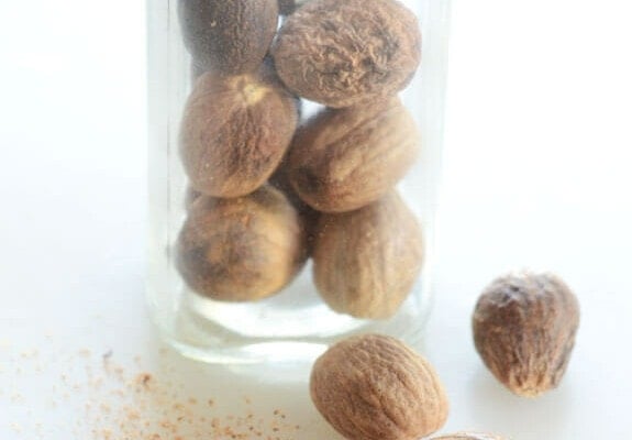 How to Grate Nutmeg