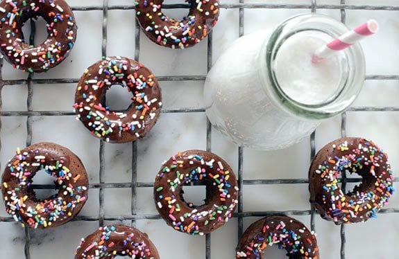 low-carb chocolate donuts