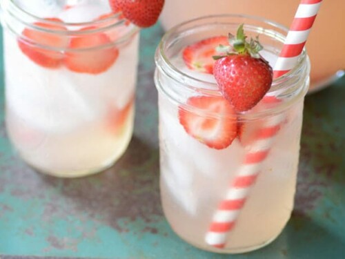 Easy Strawberry Lemonade Recipe - Feeding Your Fam