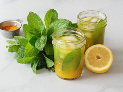 Turmeric Mint Lemonade